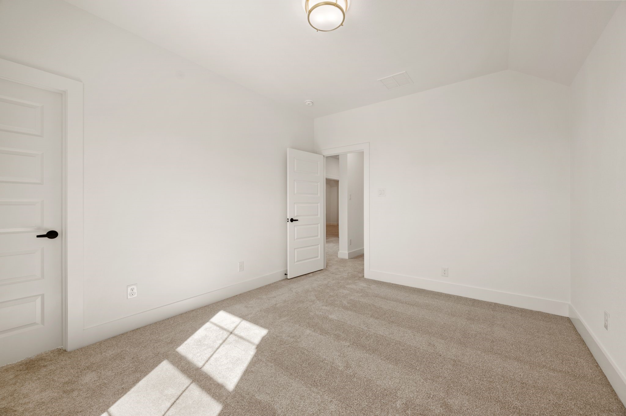 906 Highlands Avenue Aledo TX 76008