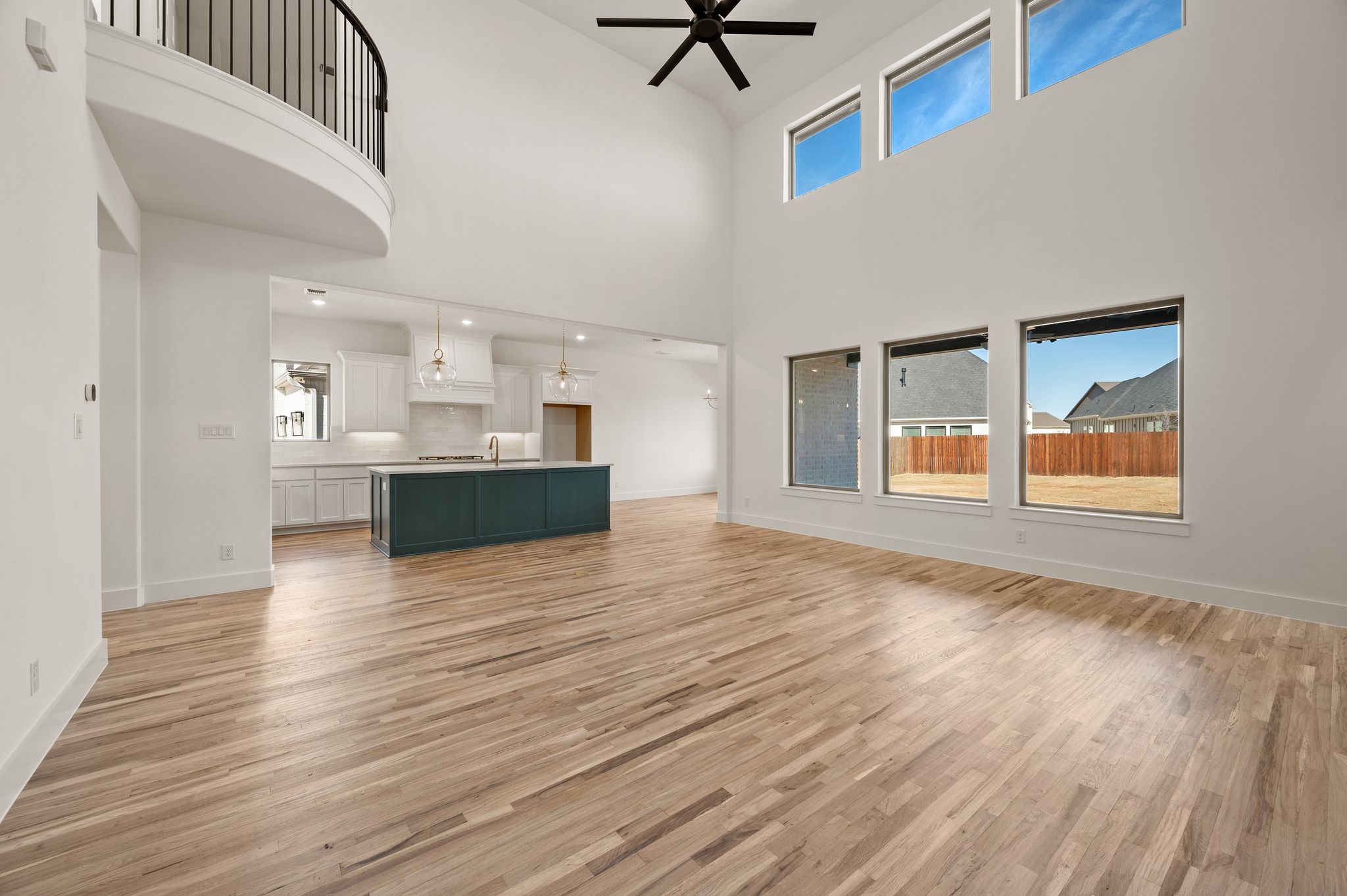 906 Highlands Avenue Aledo TX 76008