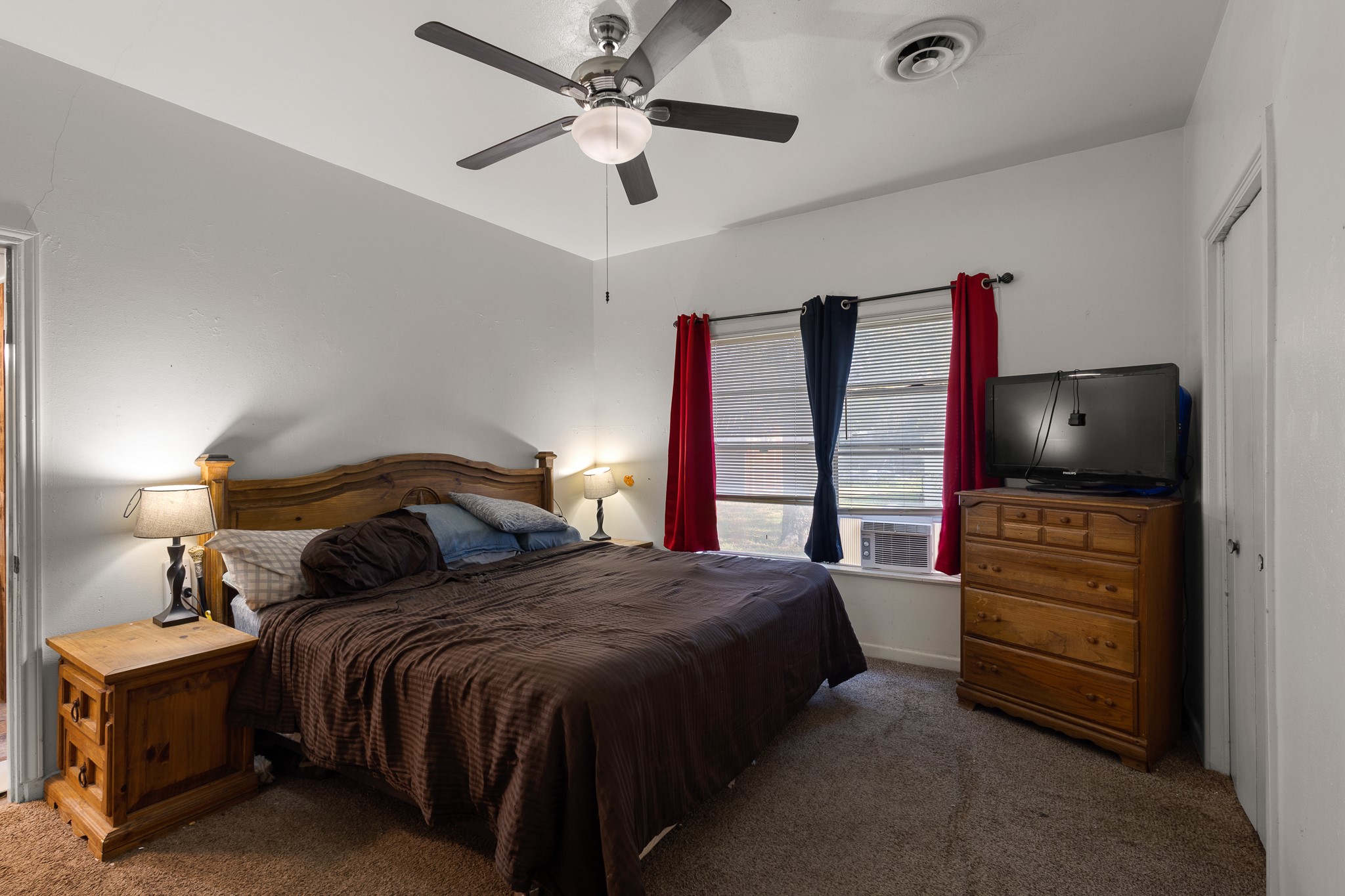 301 W Nelson Street Bowie TX 76230