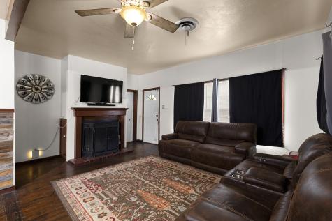 301 W Nelson Street Bowie TX 76230