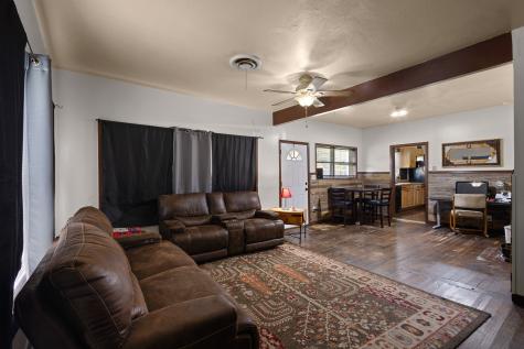 301 W Nelson Street Bowie TX 76230