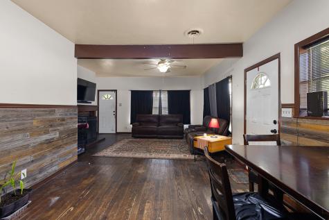 301 W Nelson Street Bowie TX 76230