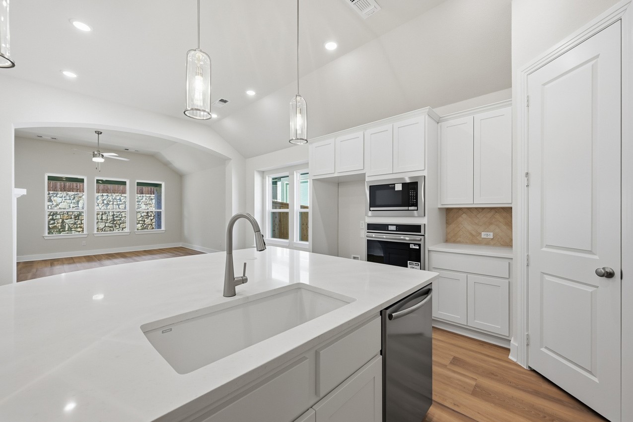 5048 Westhaven Circle Denison TX 75020
