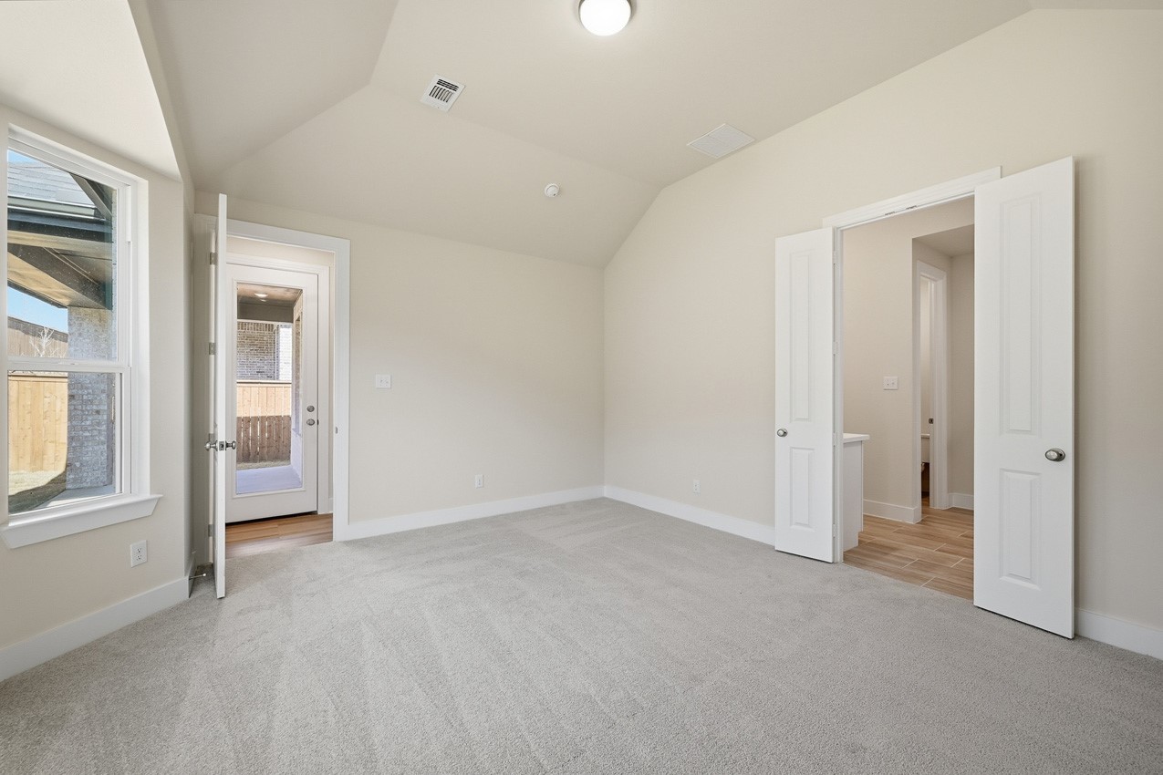 5048 Westhaven Circle Denison TX 75020