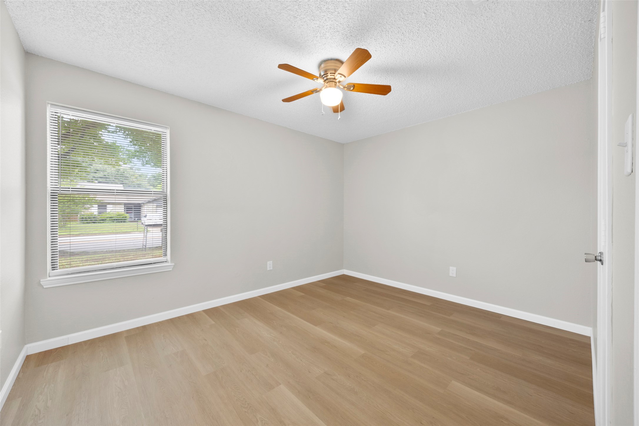 6219 Kelly Elliott Road Arlington TX 76001