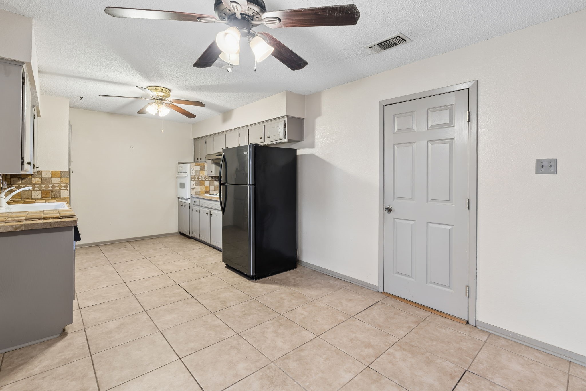 7016 Briardale Drive North Richland Hills TX 76182