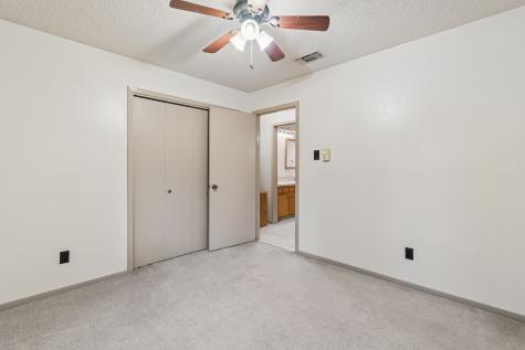 7016 Briardale Drive North Richland Hills TX 76182