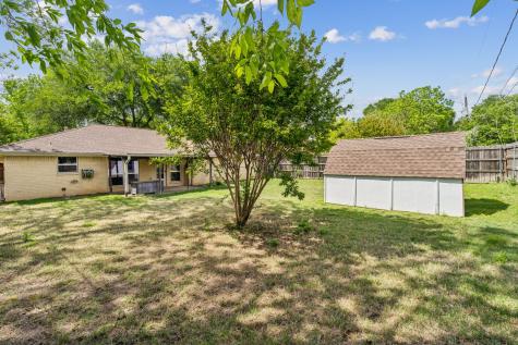 7016 Briardale Drive North Richland Hills TX 76182