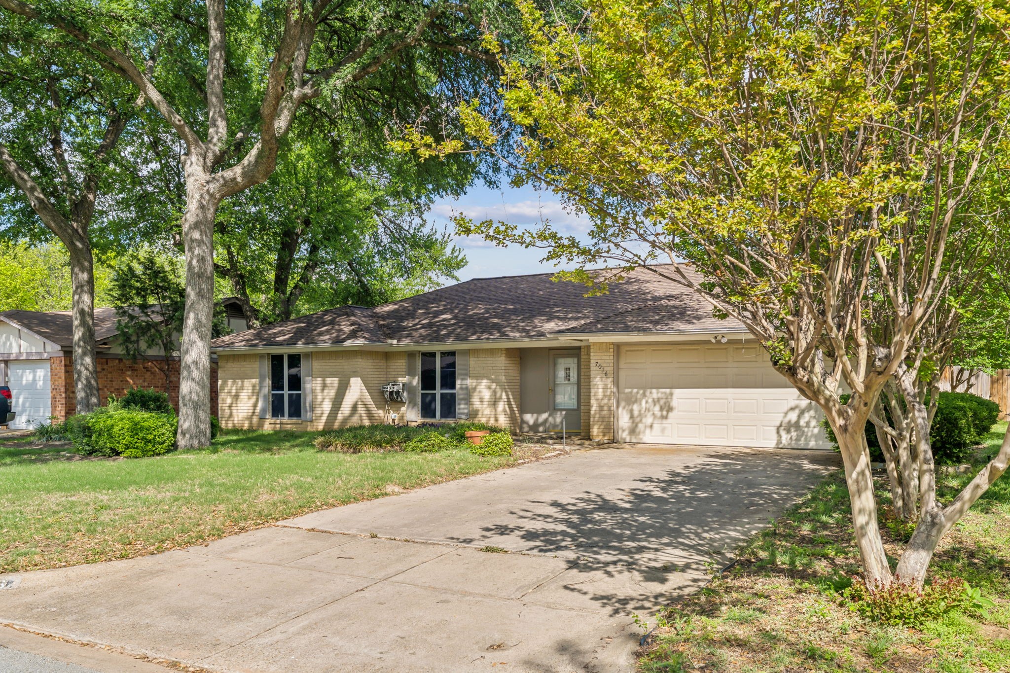 7016 Briardale Drive North Richland Hills TX 76182