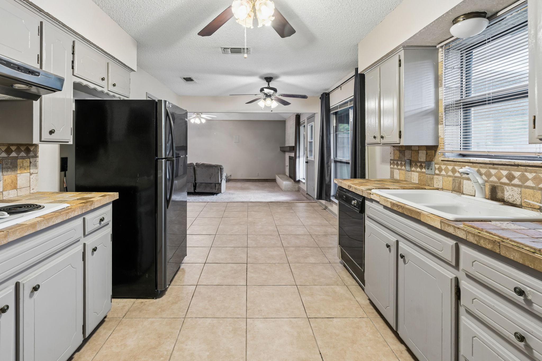 7016 Briardale Drive North Richland Hills TX 76182