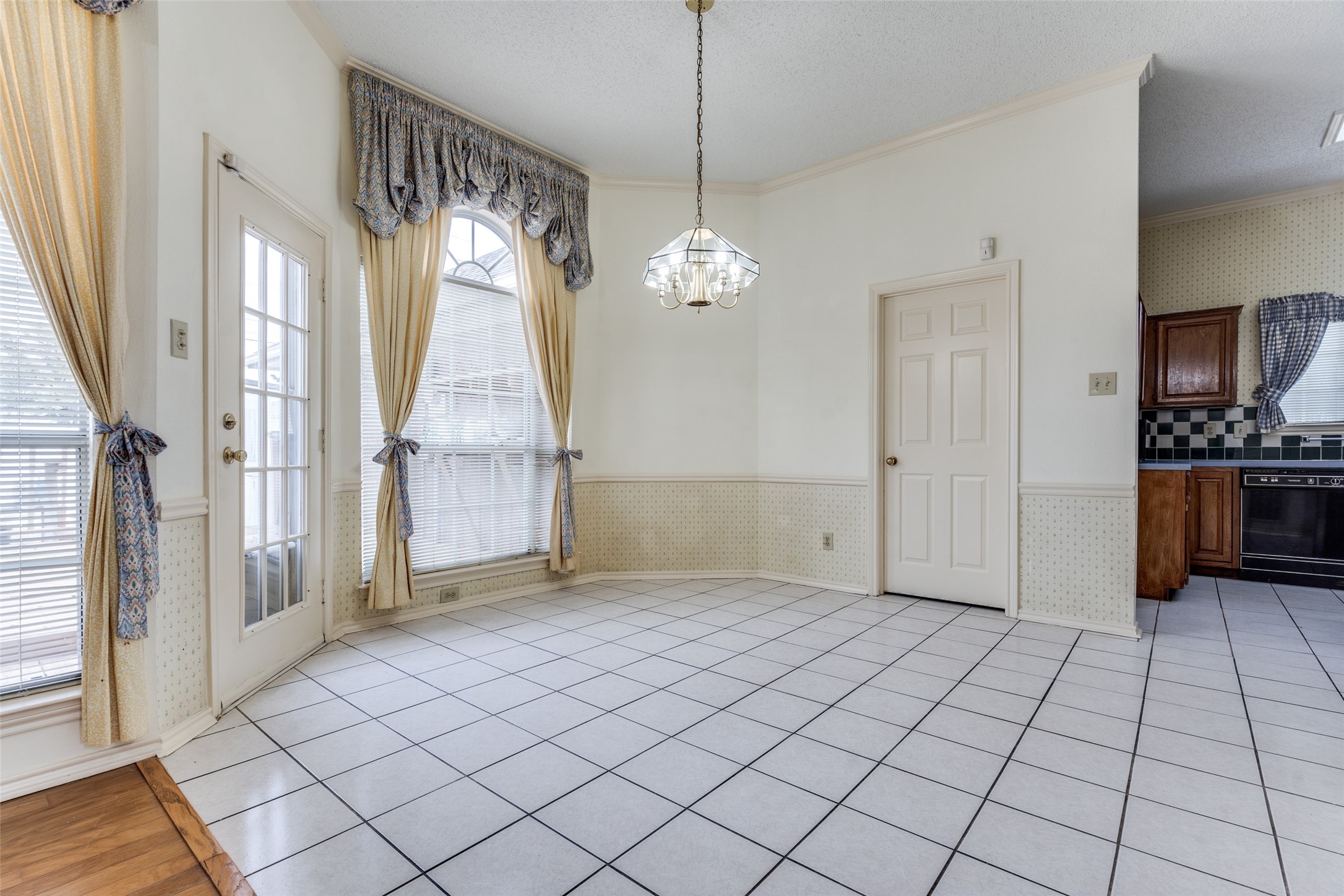 4210 Stonecastle Drive Garland TX 75044