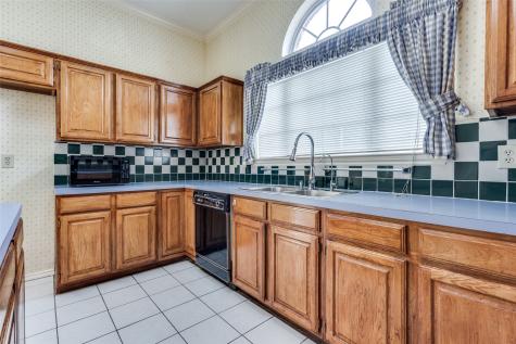4210 Stonecastle Drive Garland TX 75044