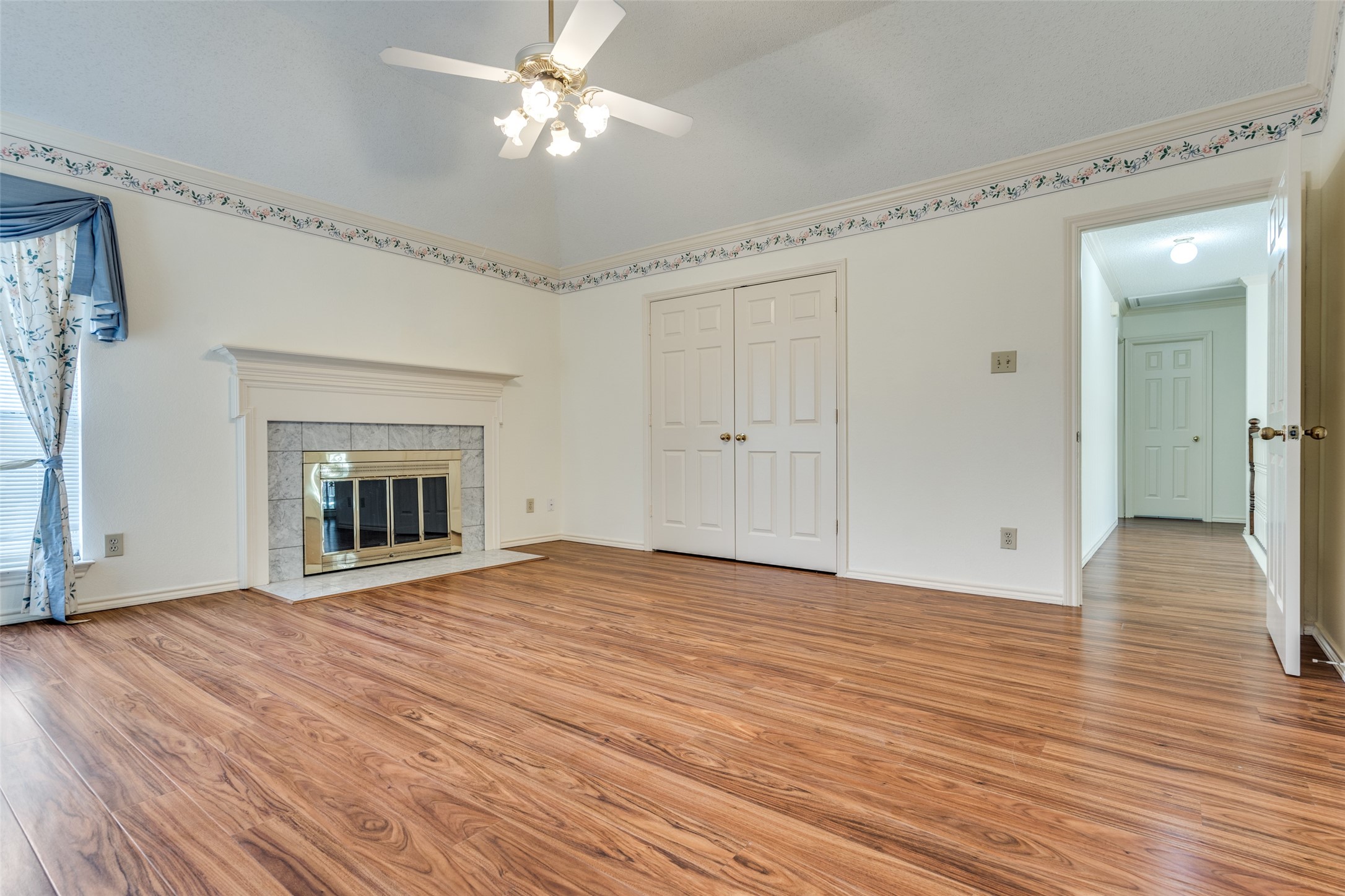 4210 Stonecastle Drive Garland TX 75044