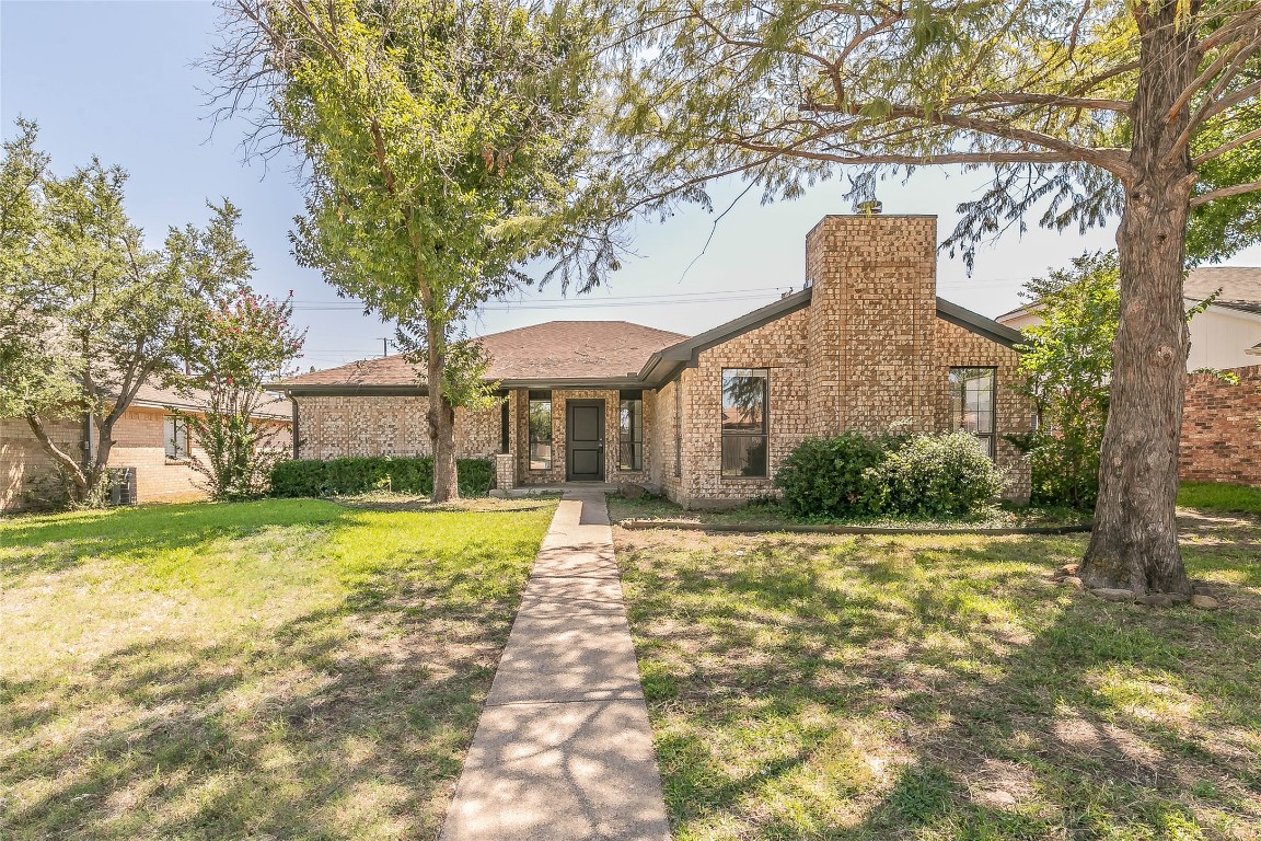 2406 Limestone Lane Garland TX 75040