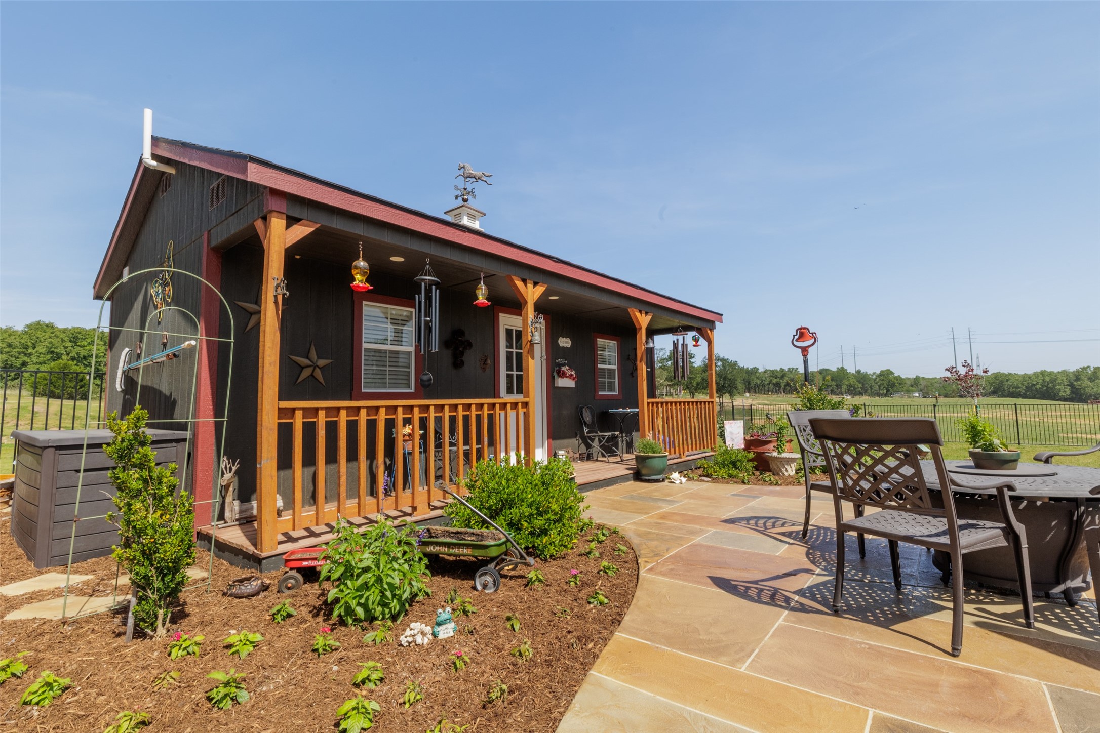 1466 County Road 1270 Alvord TX 76225