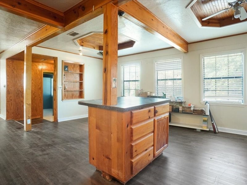33 Park Lane Gainesville TX 76240