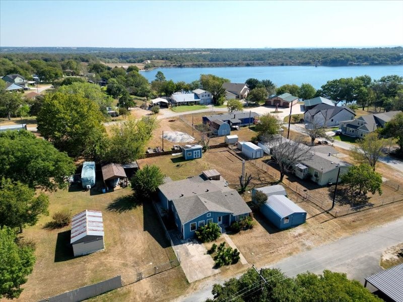 33 Park Lane Gainesville TX 76240