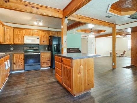 33 Park Lane Gainesville TX 76240