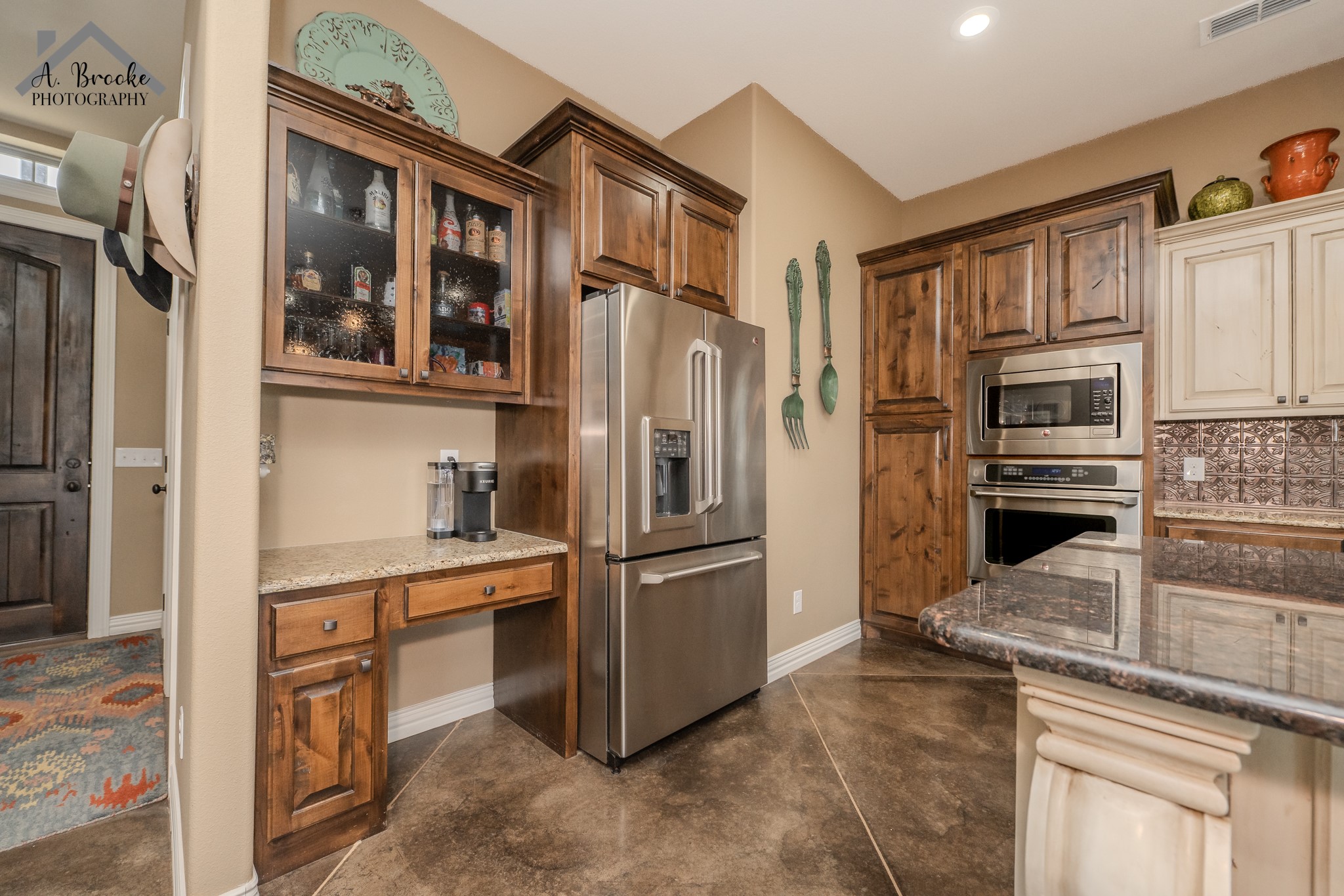 9118 Hall Iowa Park TX 76367