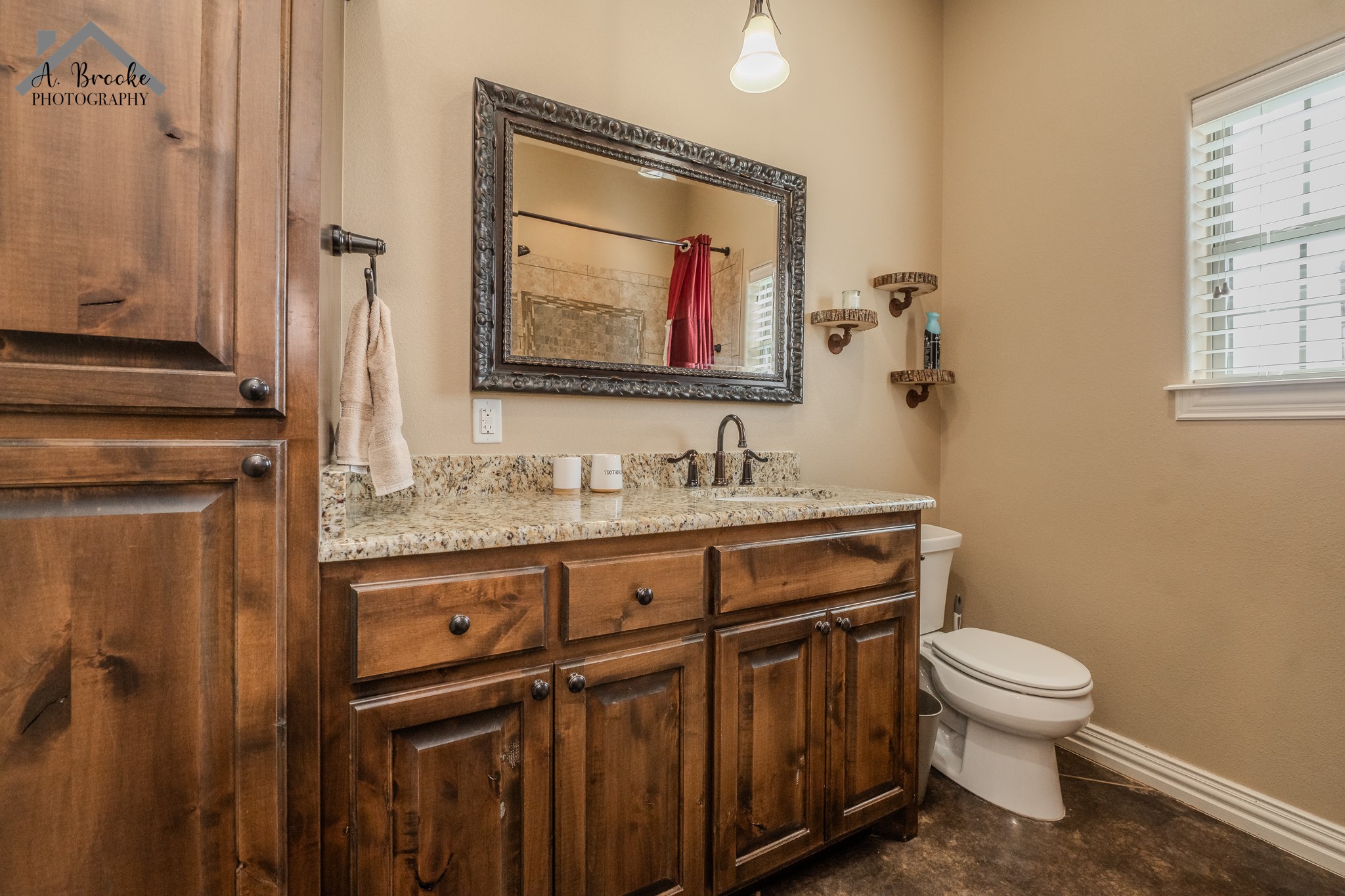 9118 Hall Iowa Park TX 76367