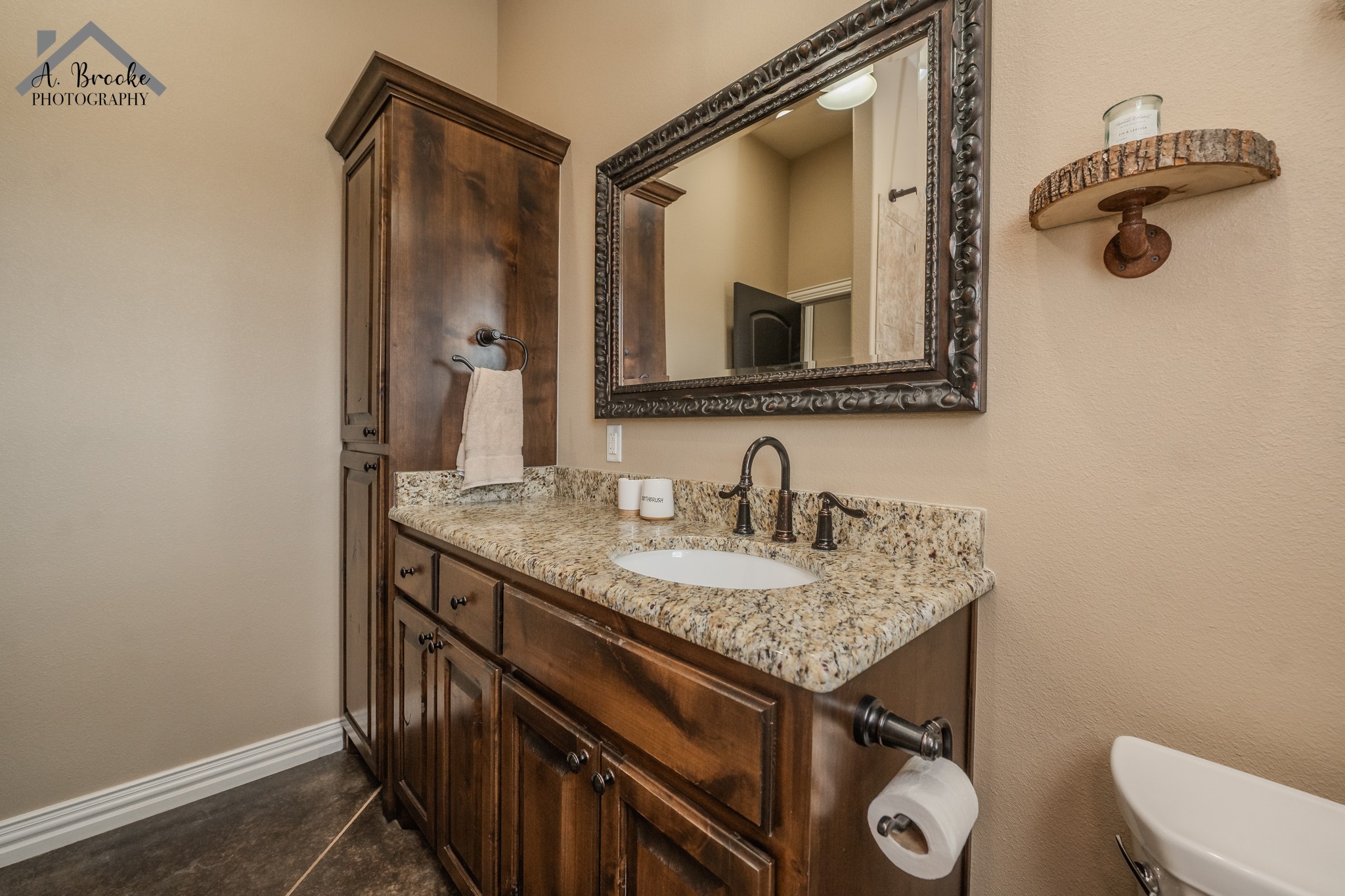 9118 Hall Iowa Park TX 76367