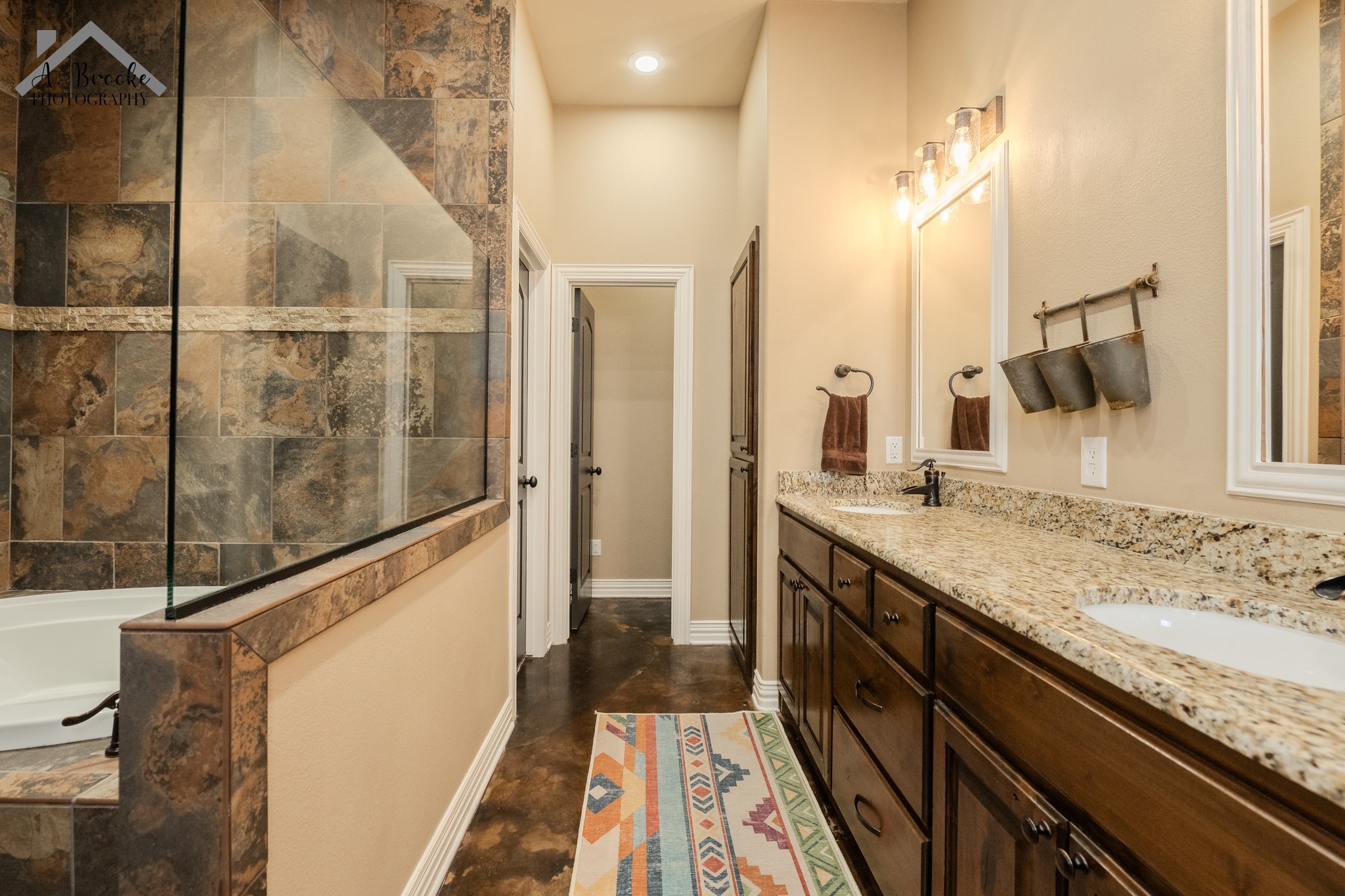 9118 Hall Iowa Park TX 76367