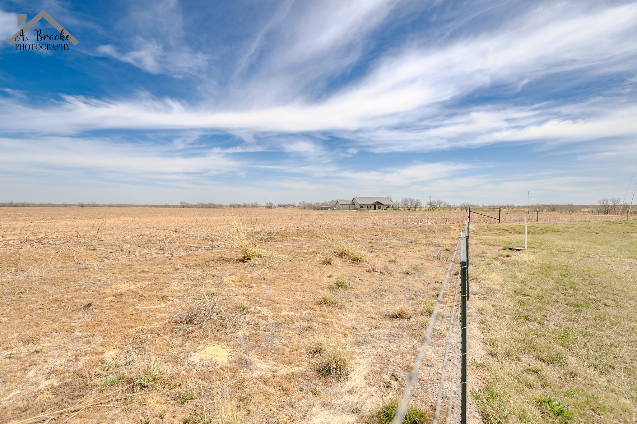 9118 Hall Iowa Park TX 76367