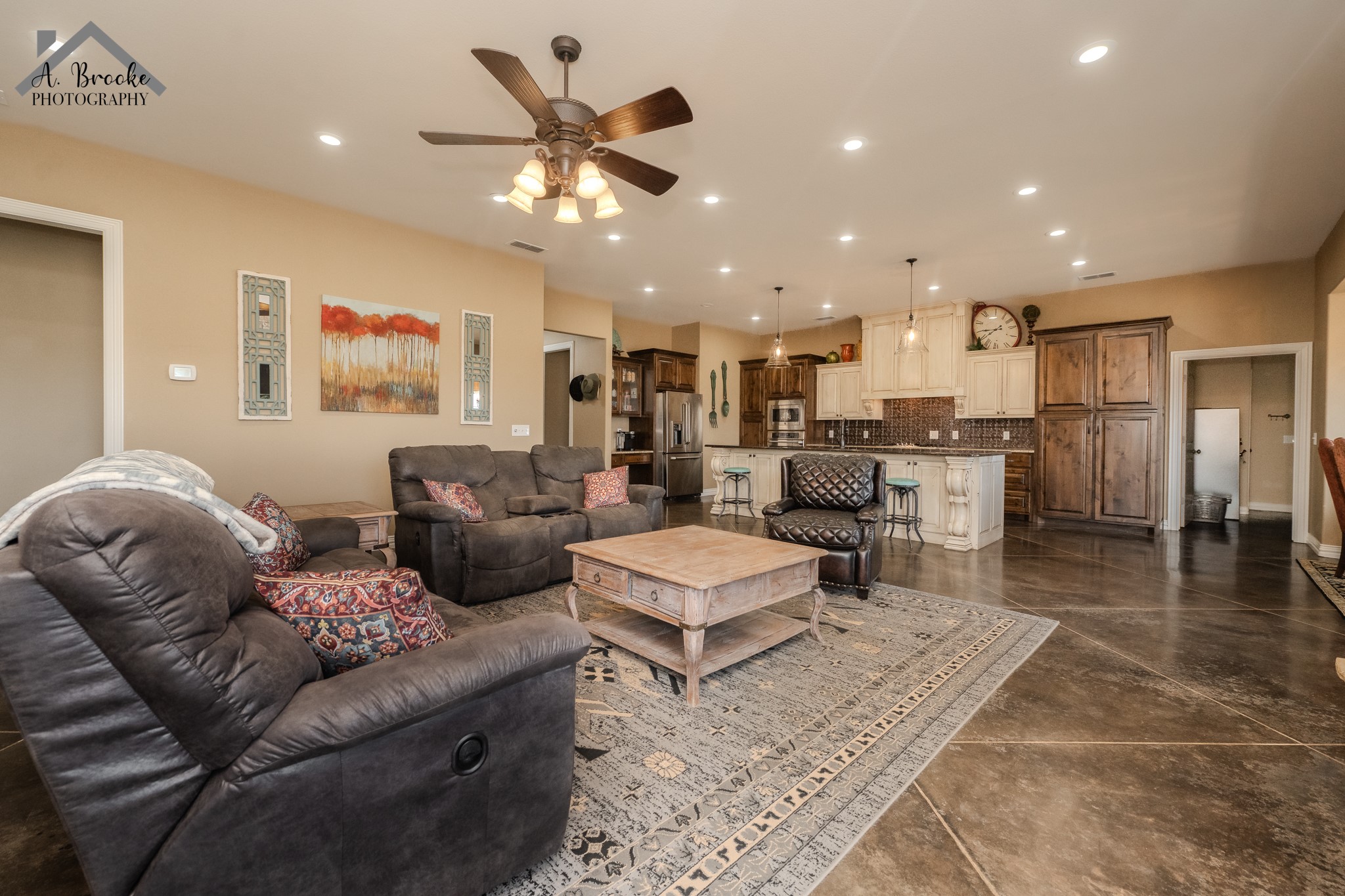 9118 Hall Iowa Park TX 76367