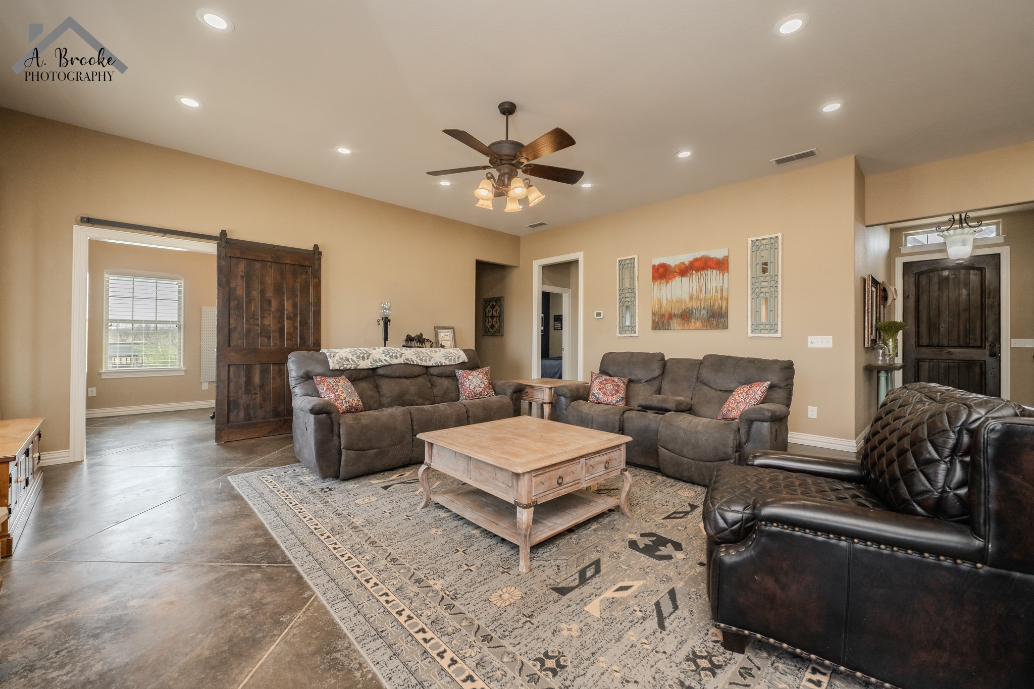 9118 Hall Iowa Park TX 76367
