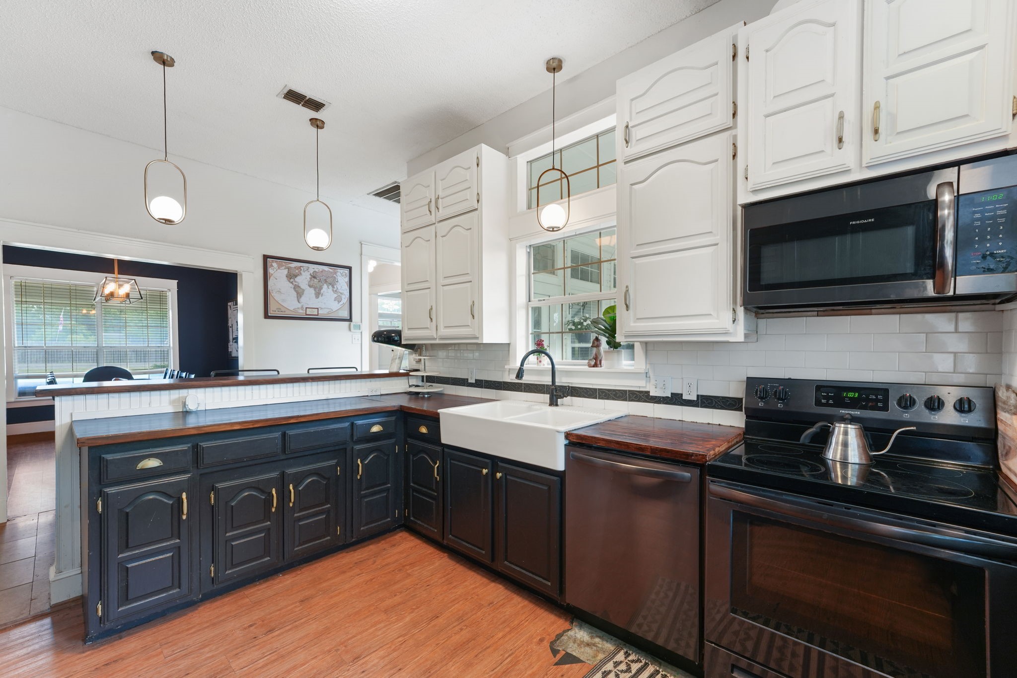302 Thorntree Drive Ovilla TX 75154