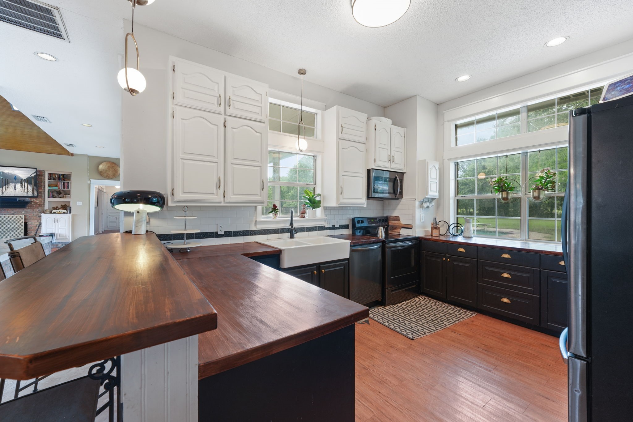 302 Thorntree Drive Ovilla TX 75154