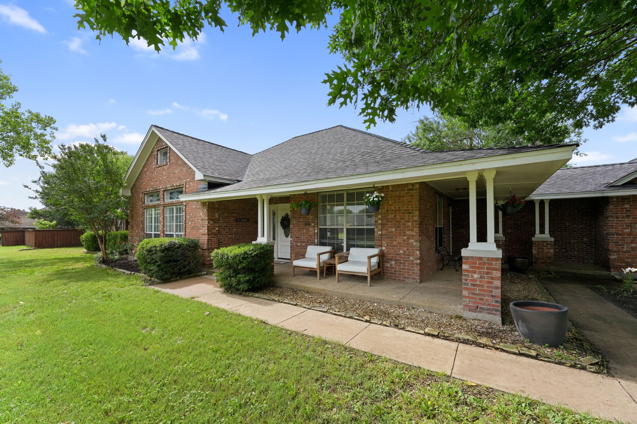 302 Thorntree Drive Ovilla TX 75154