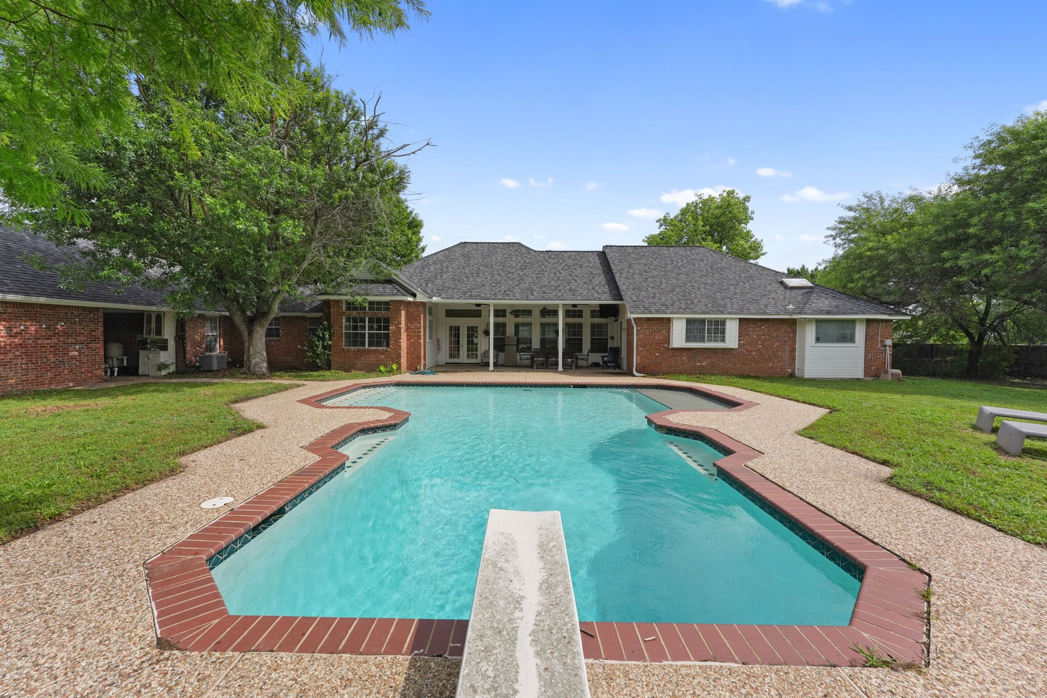 302 Thorntree Drive Ovilla TX 75154