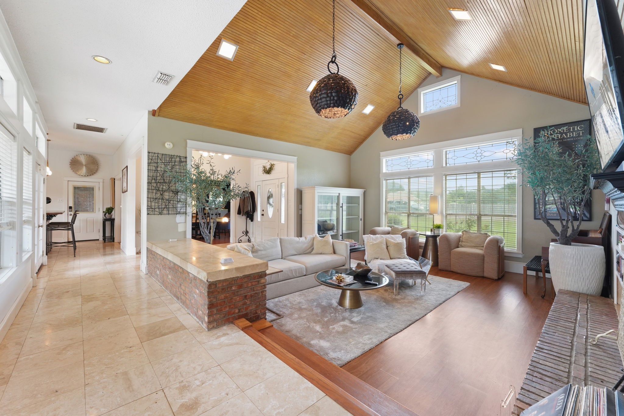 302 Thorntree Drive Ovilla TX 75154