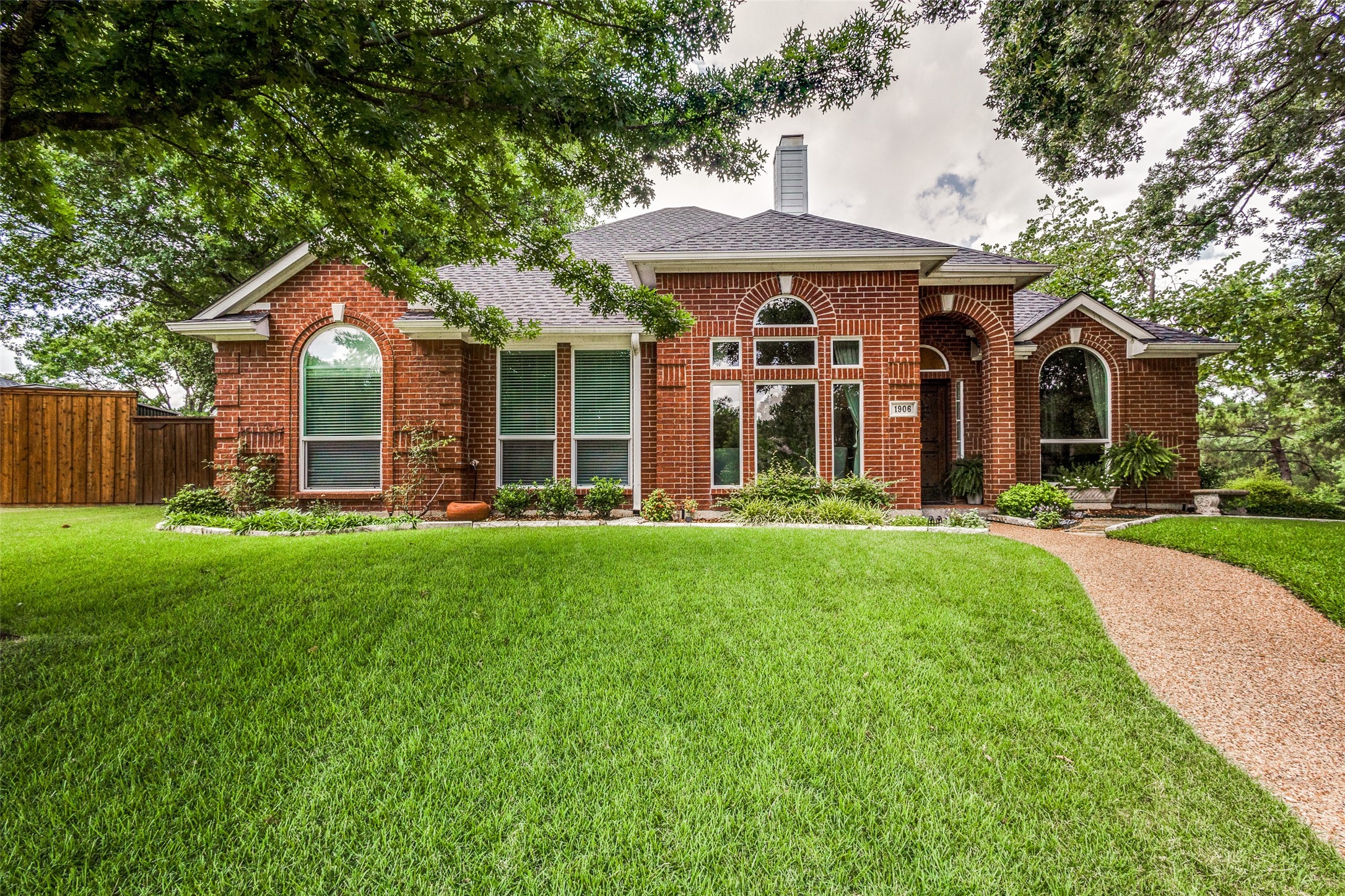 1906 Wild Horse Corral Lewisville TX 75067