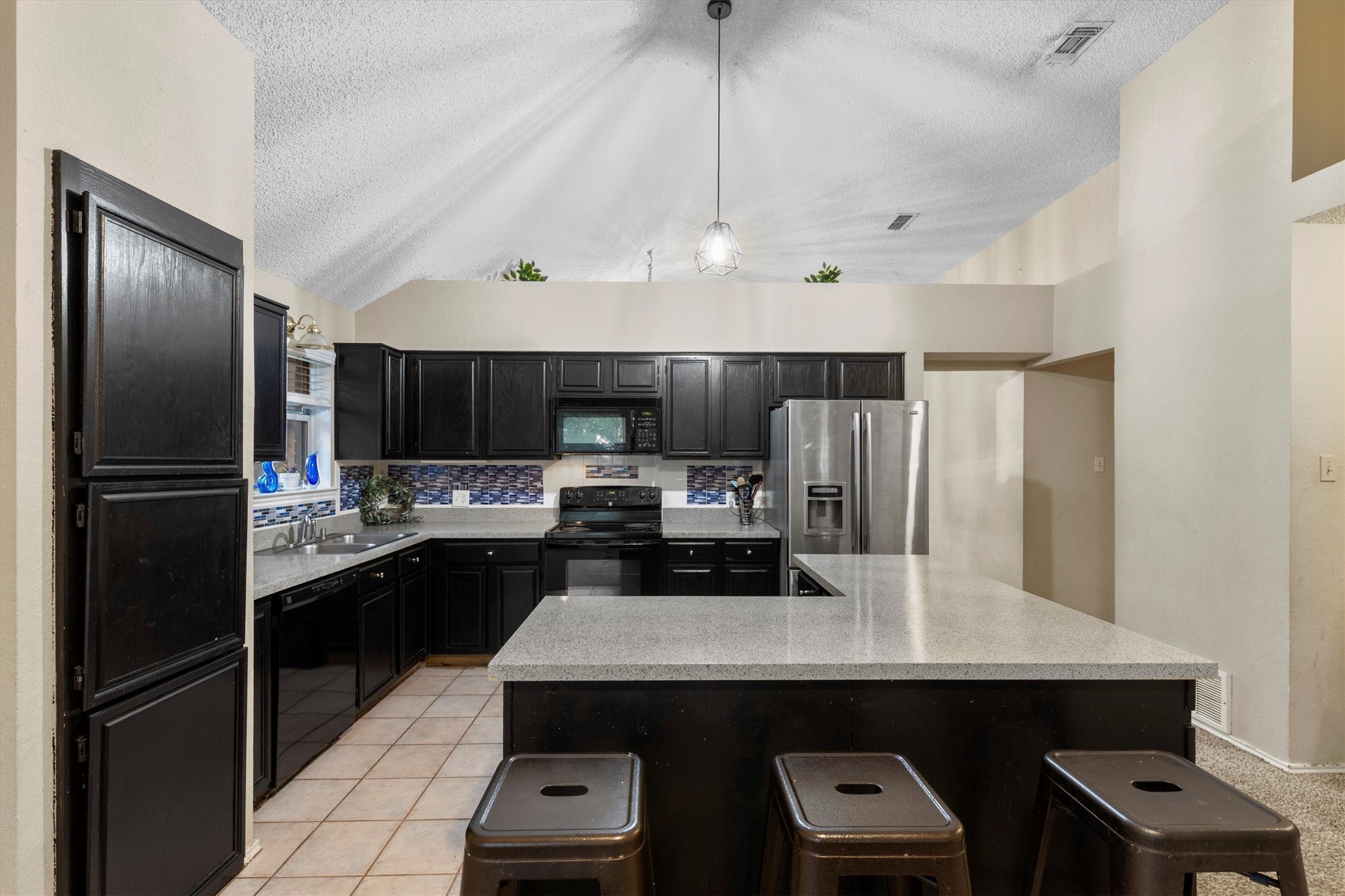 8729 Sabinas Trail Fort Worth TX 76118