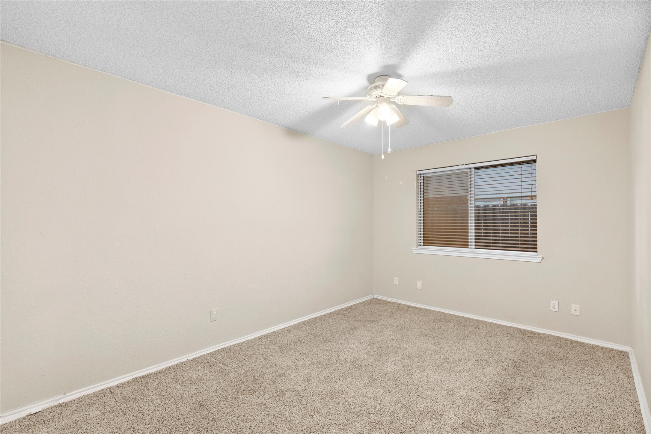 8729 Sabinas Trail Fort Worth TX 76118