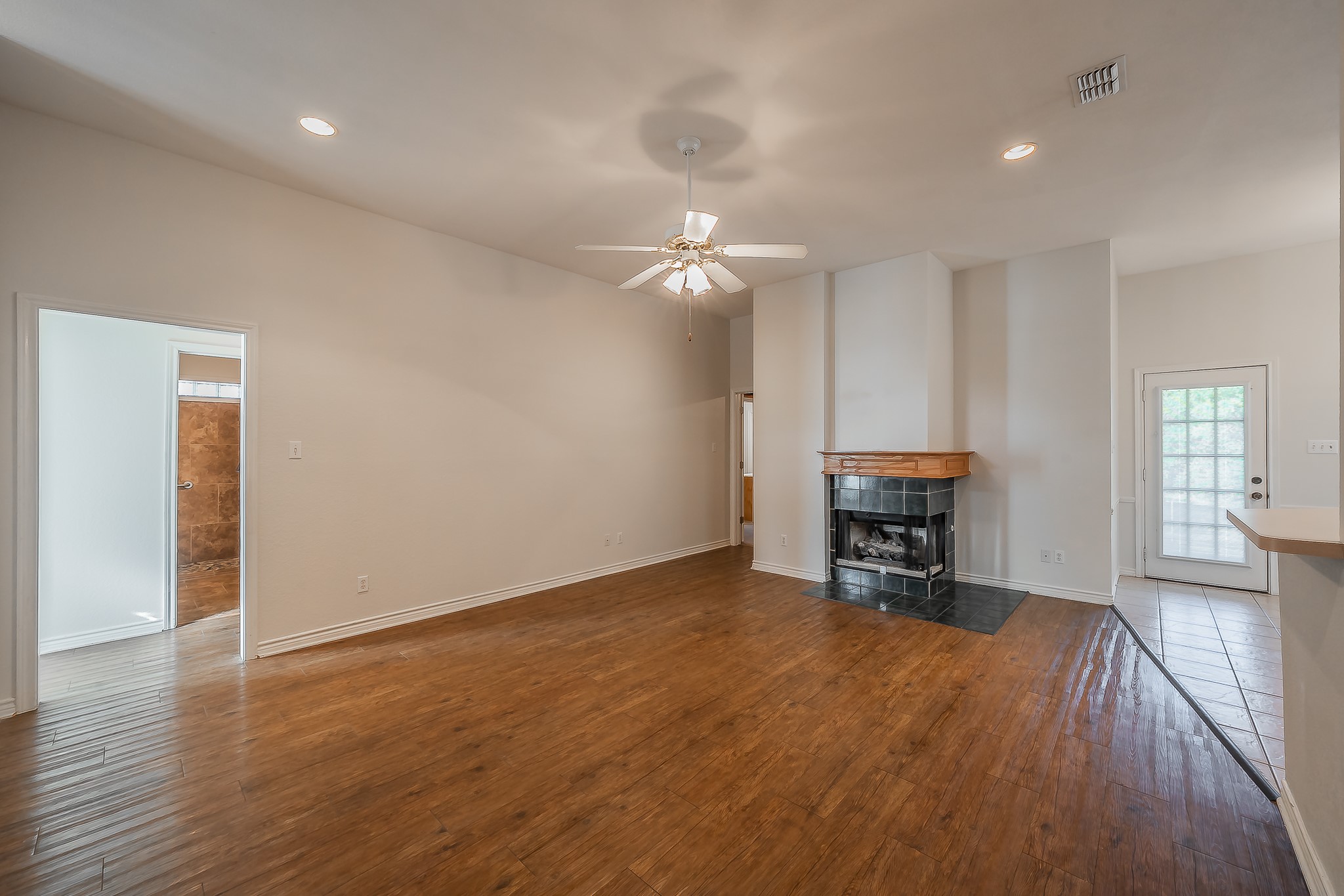 1304 S State Street Decatur TX 76234