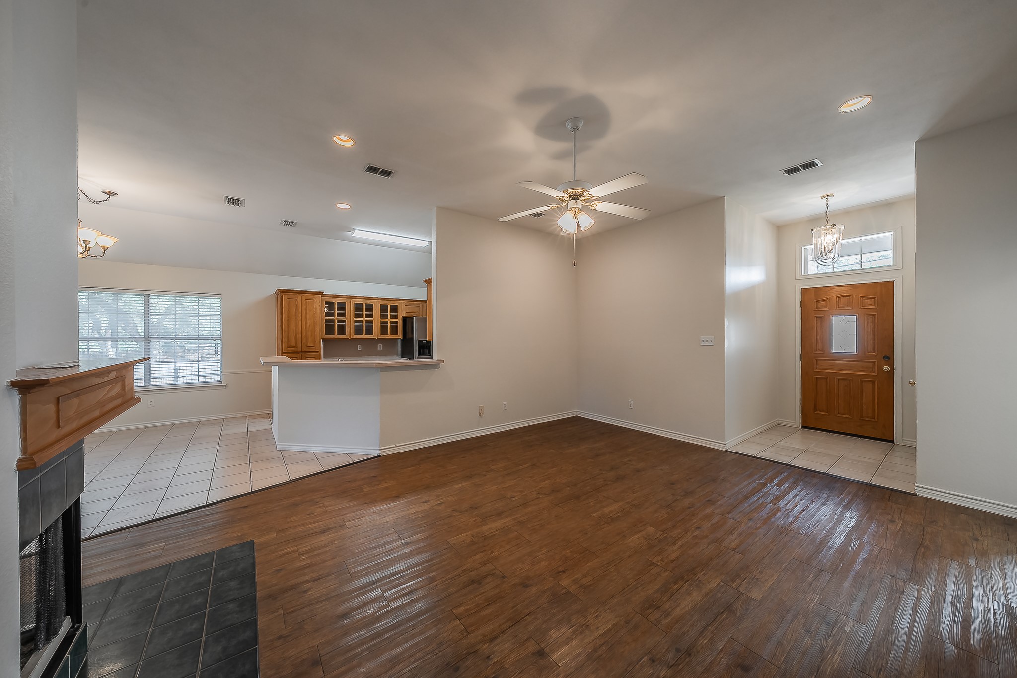 1304 S State Street Decatur TX 76234