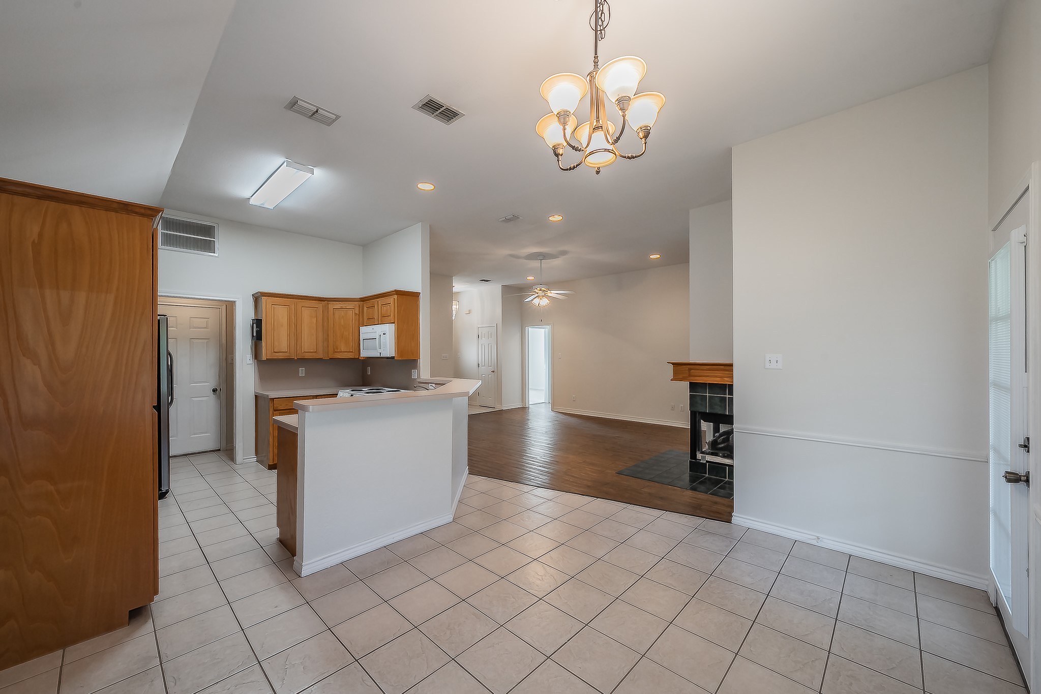 1304 S State Street Decatur TX 76234