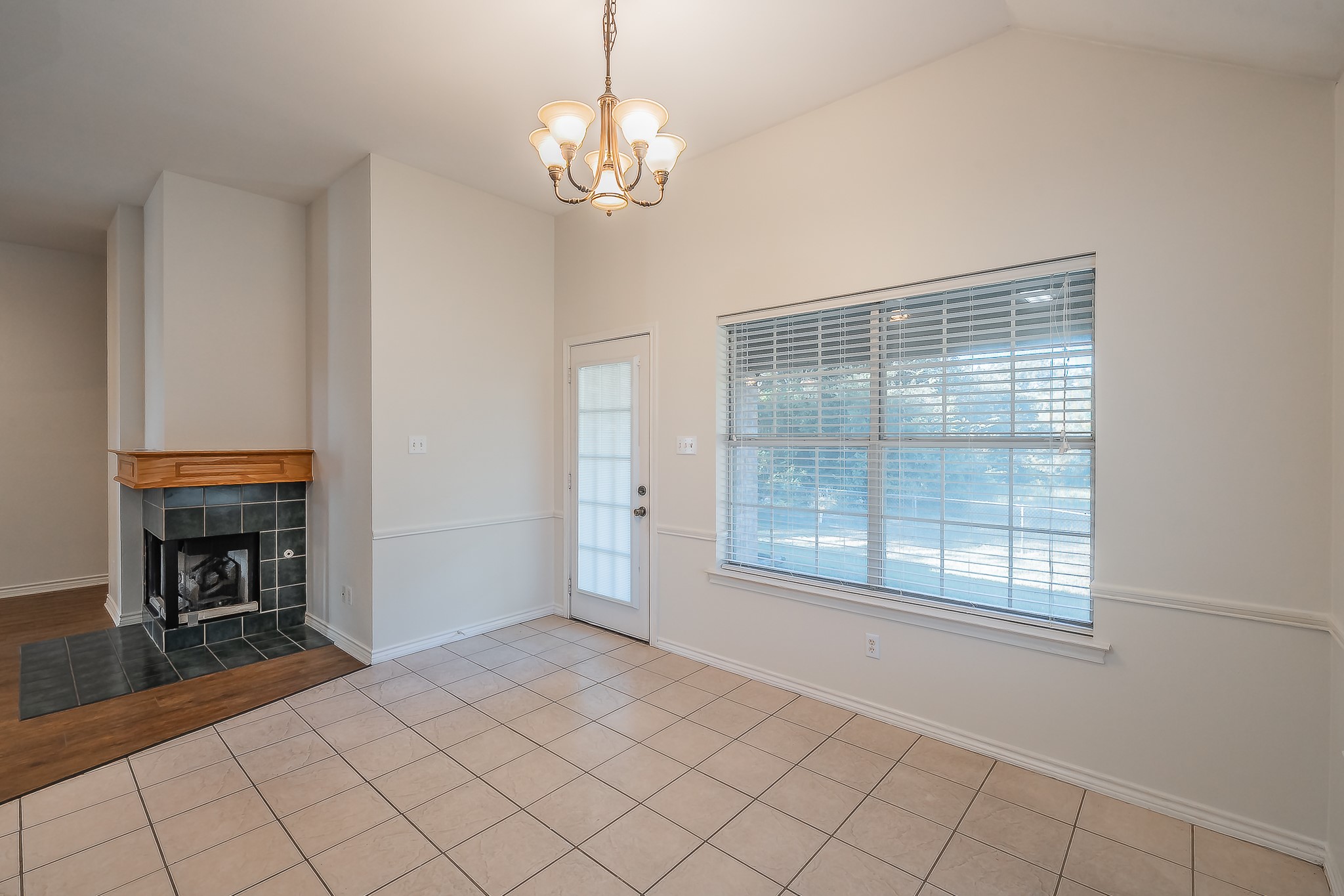 1304 S State Street Decatur TX 76234