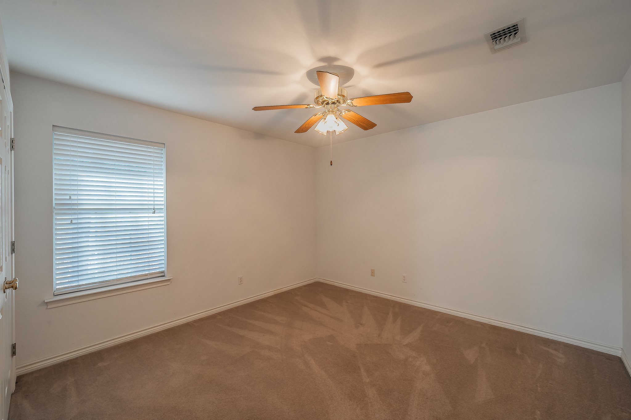 1304 S State Street Decatur TX 76234