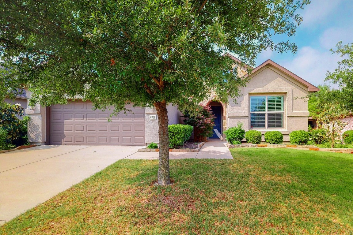 9705 Teakwood Avenue Denton TX 76207