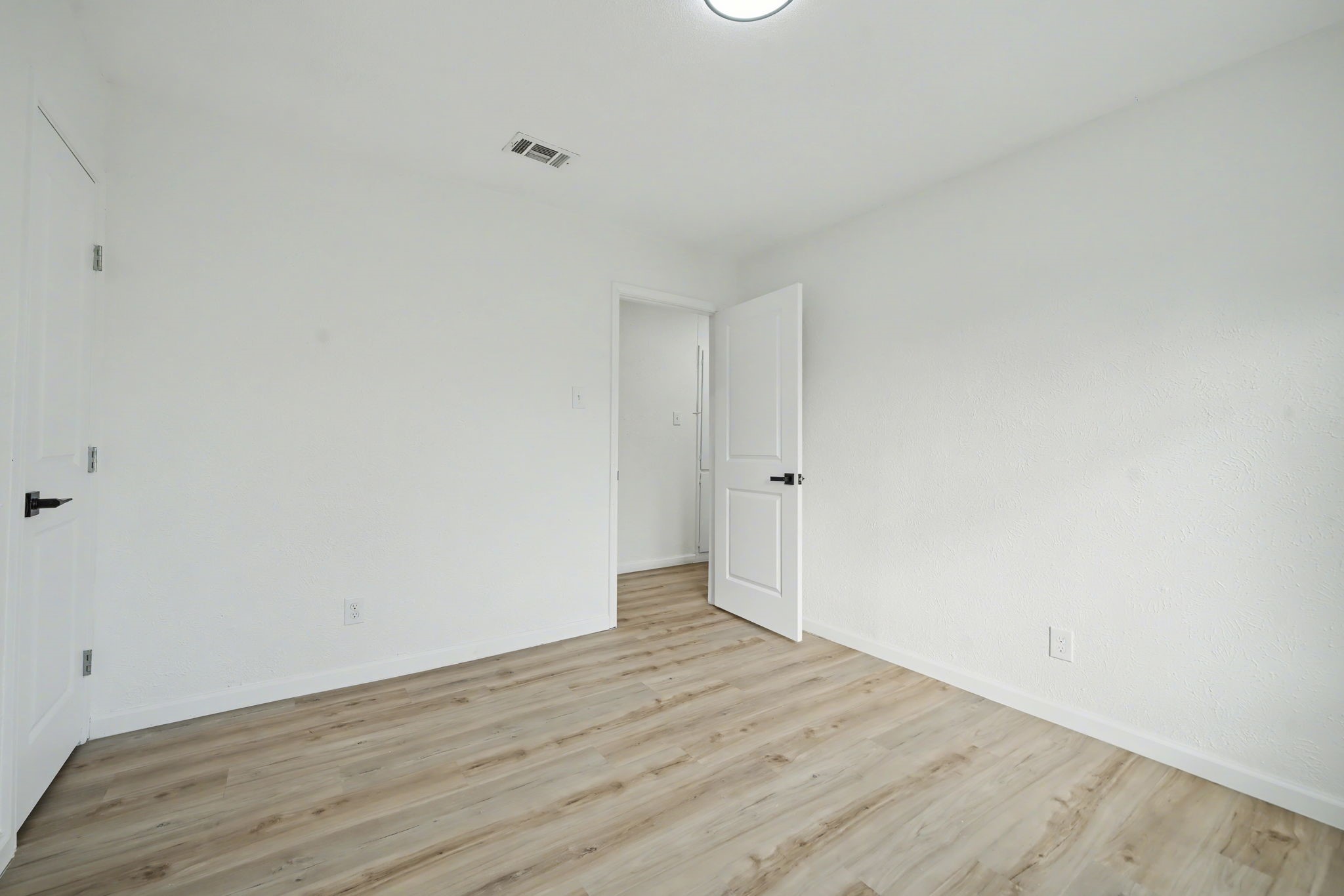 11446 Lippitt Avenue Dallas TX 75218