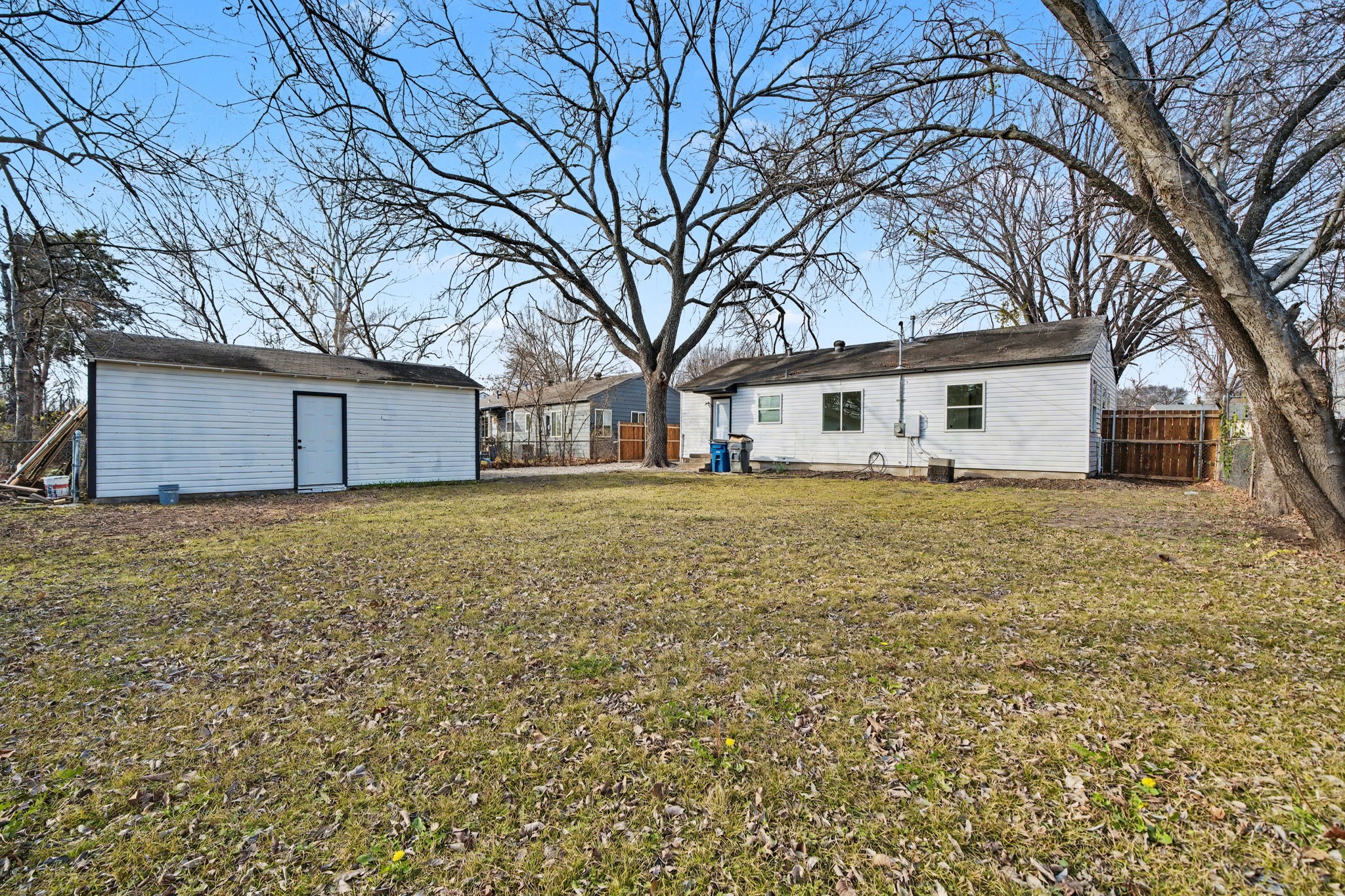 11446 Lippitt Avenue Dallas TX 75218