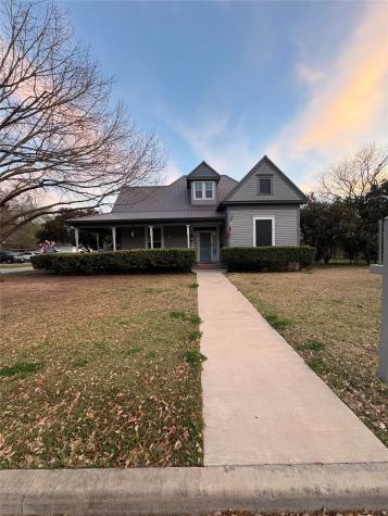 818 E Elm Street Hillsboro TX 76645