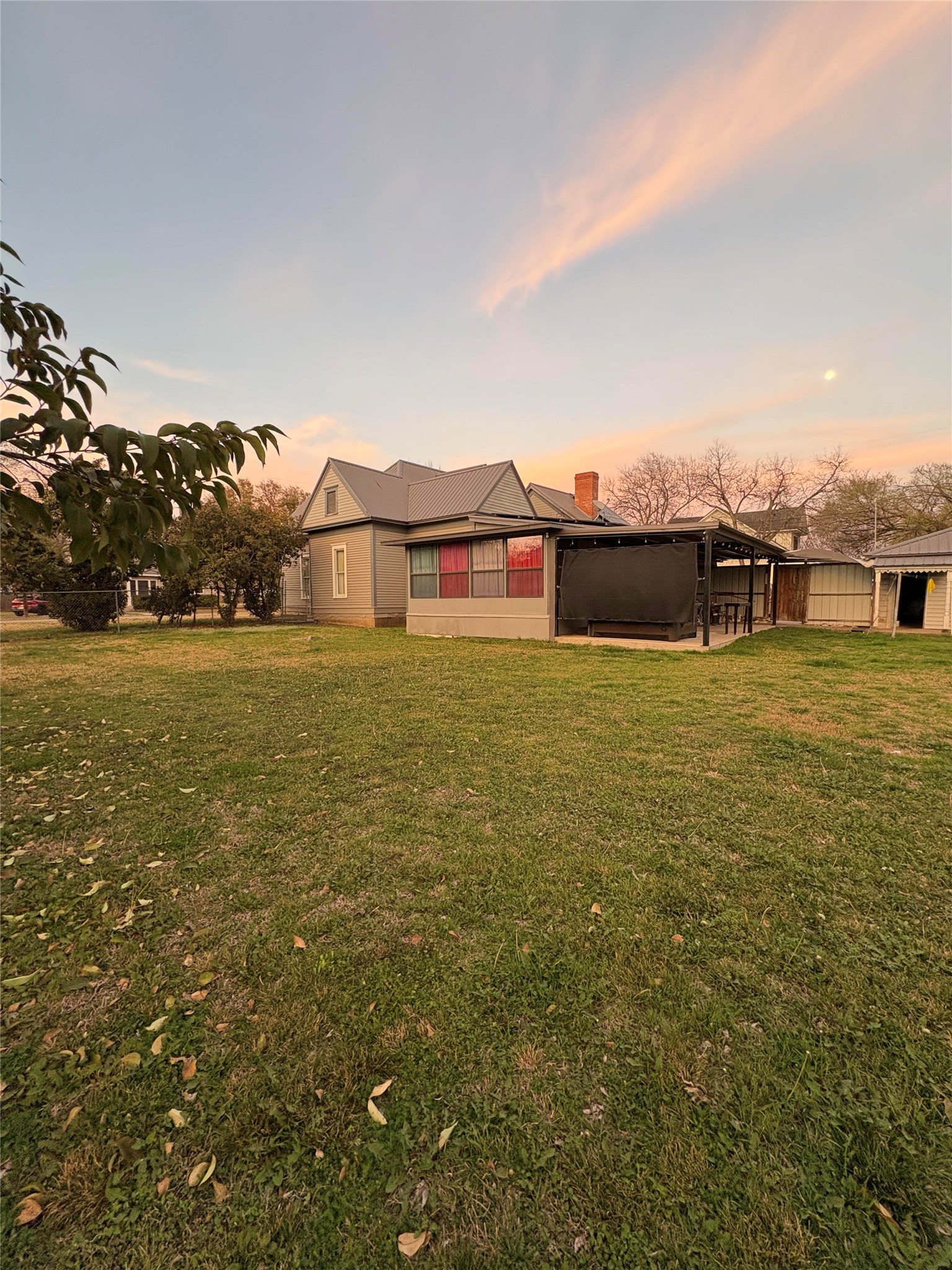 818 E Elm Street Hillsboro TX 76645