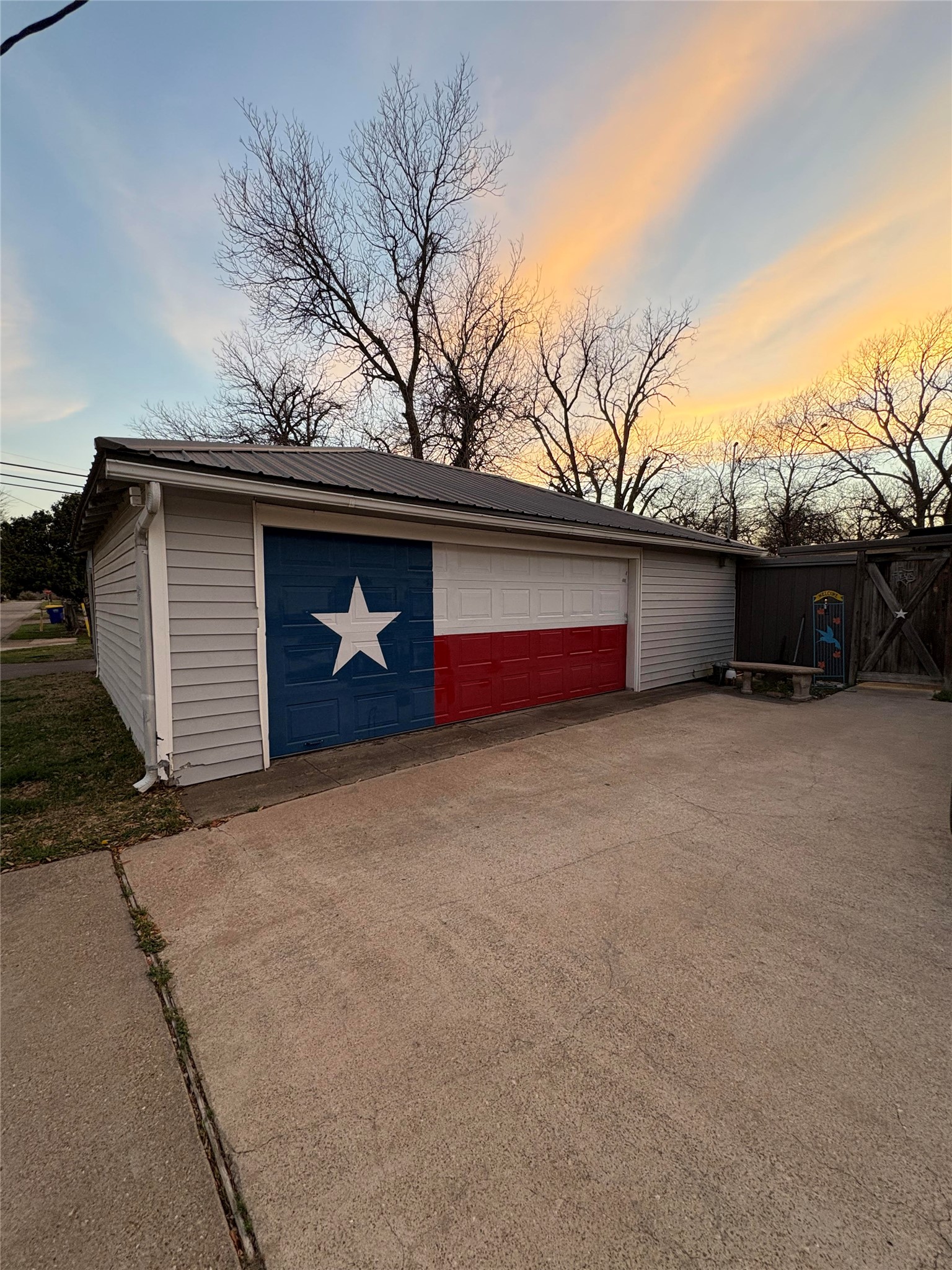 818 E Elm Street Hillsboro TX 76645