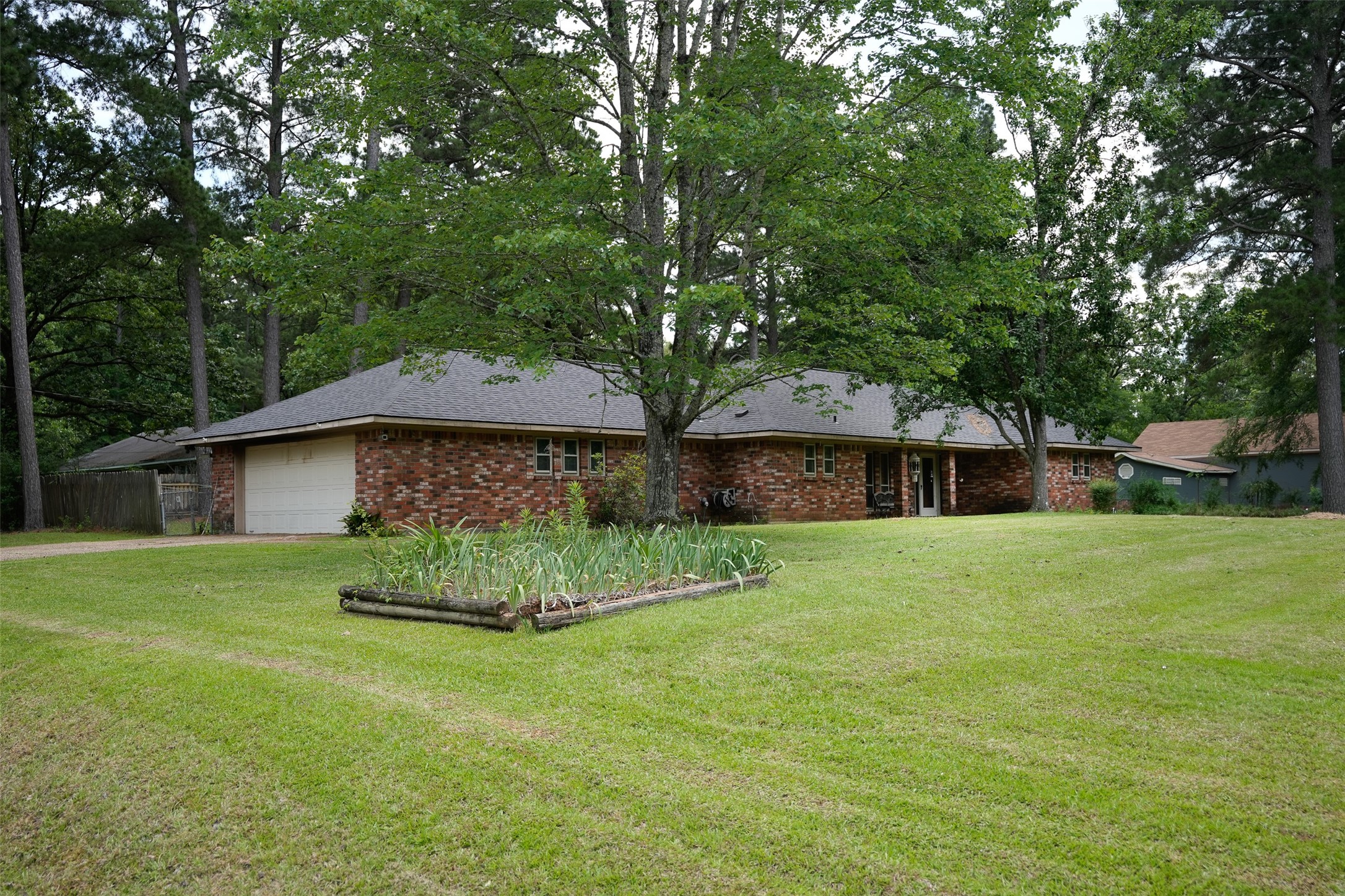4049 Parkwood Drive Shreveport LA 71119