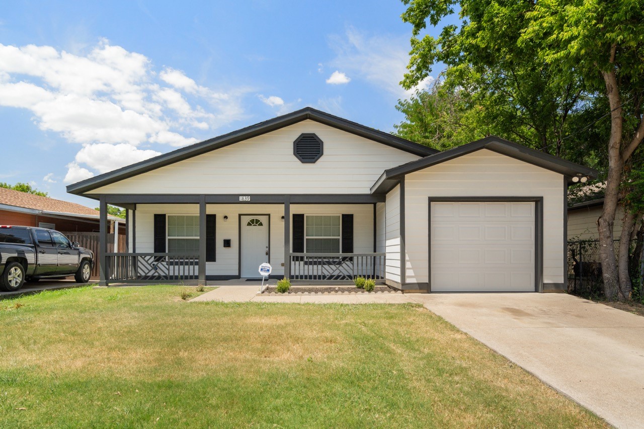 1839 Homeland Street Dallas TX 75212